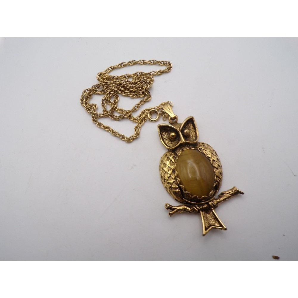 Vintage Owl Pendant Necklace Gold Tone Chain Figural Bird Jewelry‎ 22" Chain